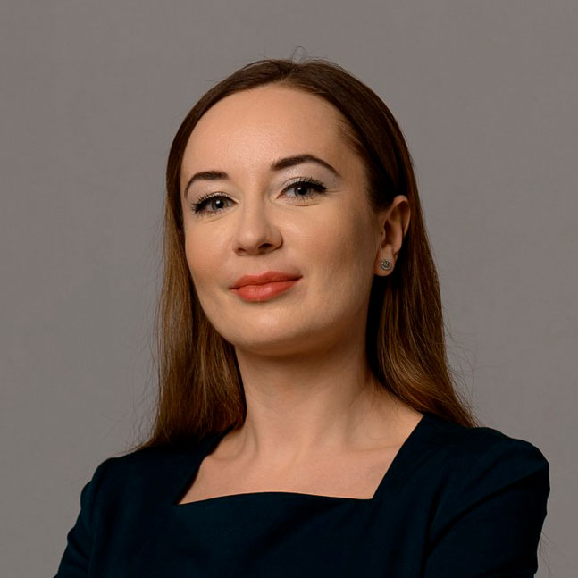 Юлия Макарова