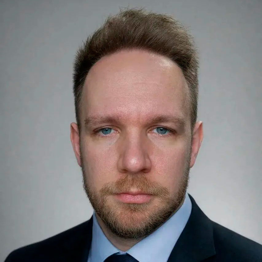 Василий Смирнов